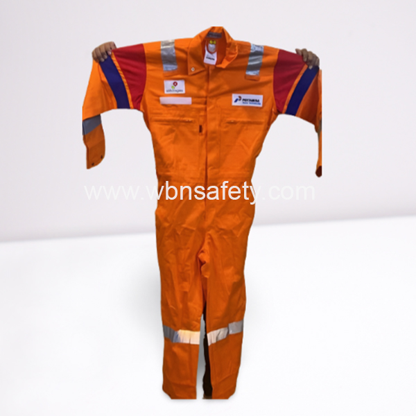 Coverall Tahan Panas Nomex IIIA